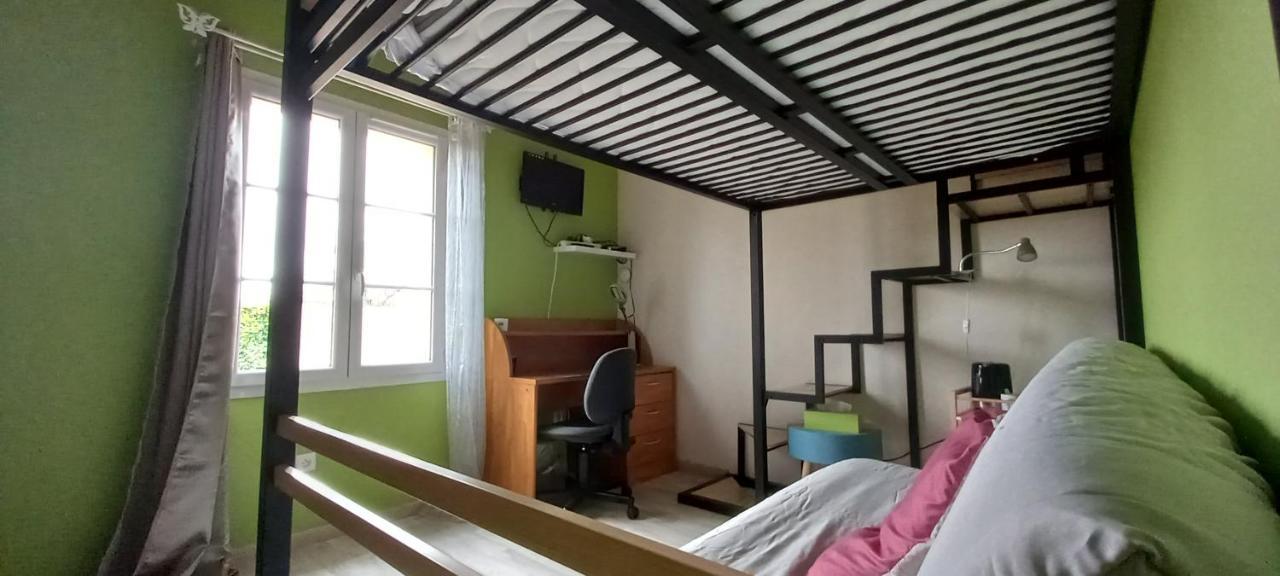 Chambre Familiale Dans Maison Au Calme Segonzac  Екстериор снимка